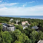 - Seaside Garden 斯维诺乌伊希切