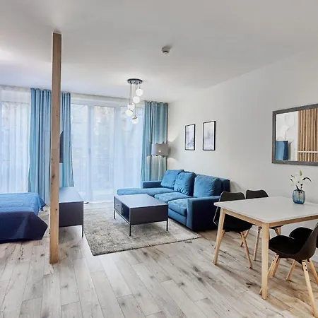 - Seaside Garden Apartment *