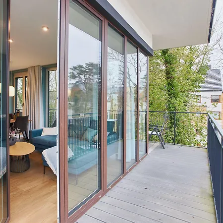 - Seaside Garden Apartment